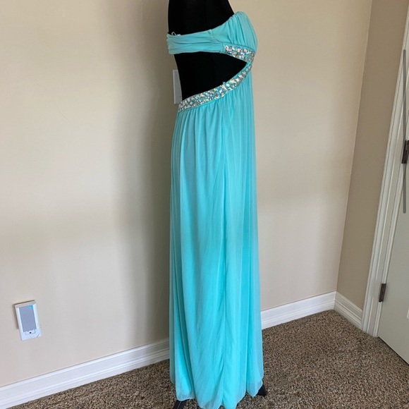 Trixxi Mint Green Strapless Prom Dress - Picture 3 of 7
